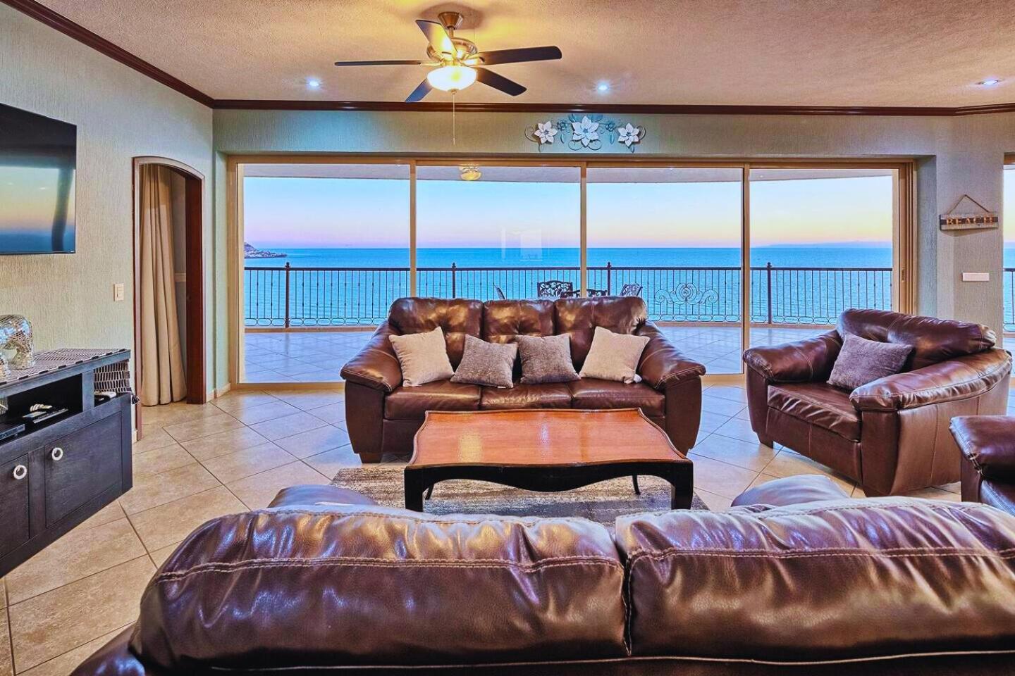 Puerto PeñascoSonoran Sky公寓式酒店 外观 照片