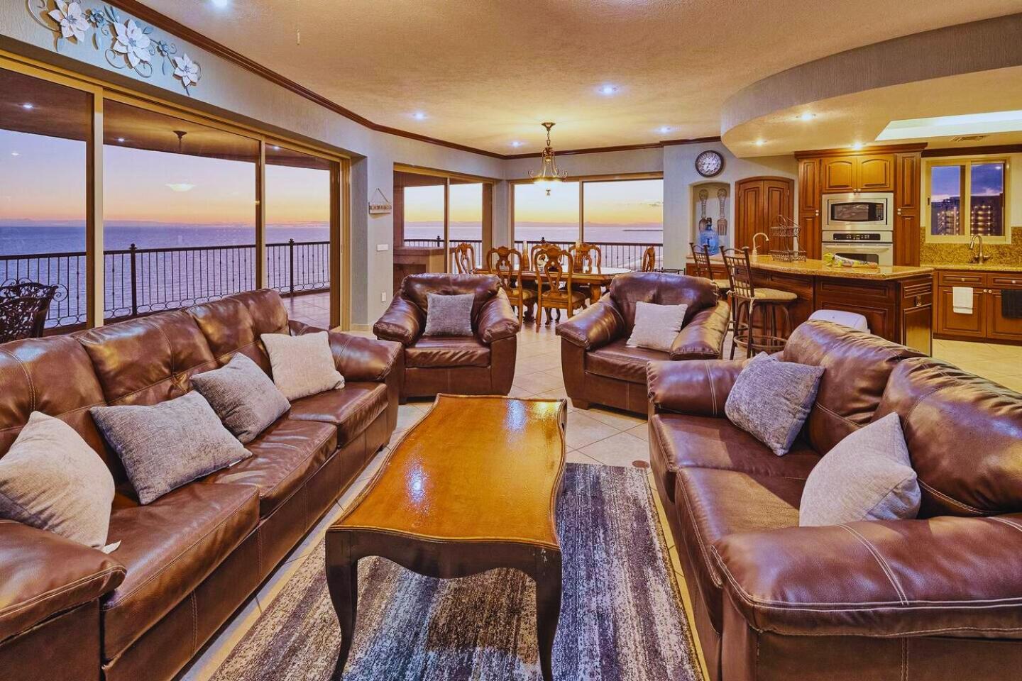 Puerto PeñascoSonoran Sky公寓式酒店 外观 照片