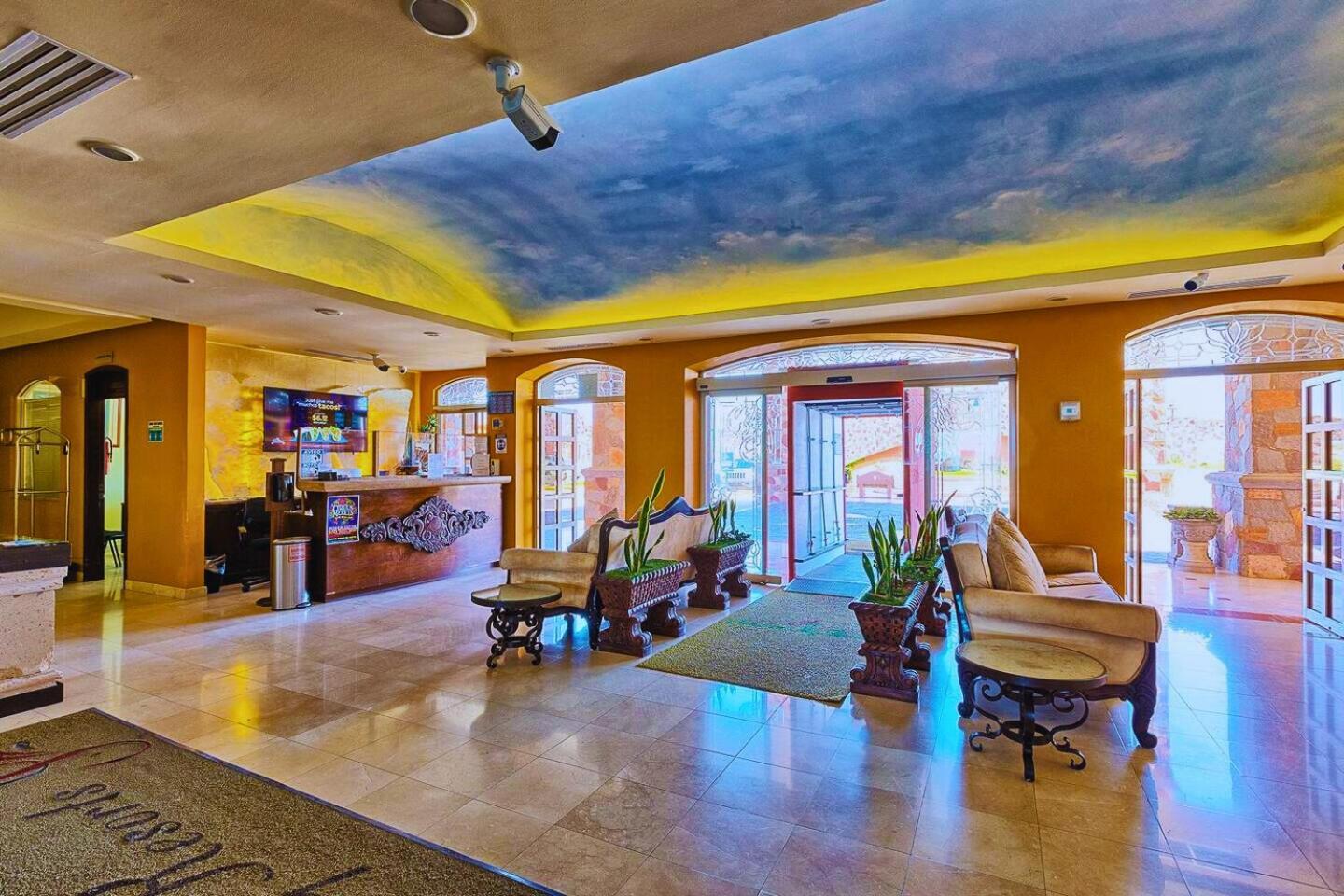 Puerto PeñascoSonoran Sky公寓式酒店 外观 照片